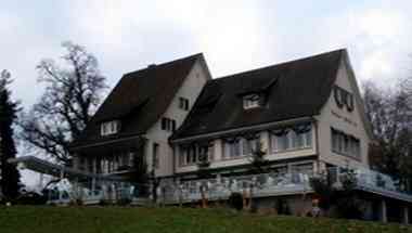 Landgasthof Halbinsel Au a Waedenswil, CH