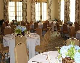 Hills and Dales Estate en LaGrange, GA