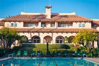 Harris Ranch Inn & Restaurant in Coalinga, CA