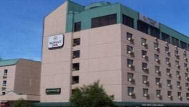 Nomad Hotel & Suites en Fort Mcmurray, AB