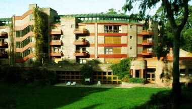 Hotel Del Bosque Pinamar в Pinamar, AR