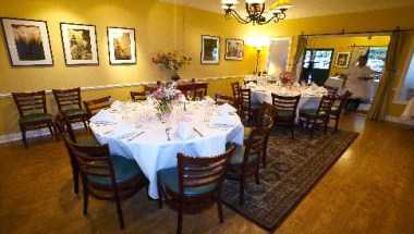 Parkside Grille в Portola Valley, CA