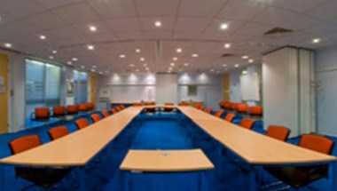 Regus - Bracknell Arlington Square в Bracknell, GB1