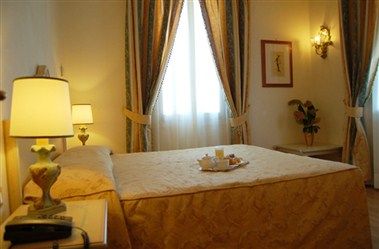 รูปสถานที่จัดงาน