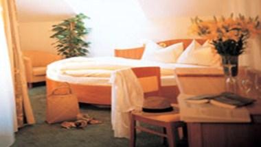 Seeboeckenhotel Zum Weissen Hirschen в St. Wolfgang im Salzkammergut, AT