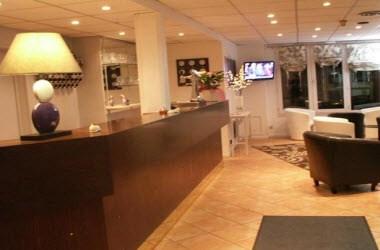 Hotel Restaurant Baryton à Évreux, FR