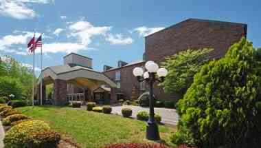 Quality Suites Nashville Airport i Nashville, TN