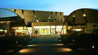 Linsberg Asia à Bad Erlach, AT