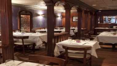 Bistro 44 в Northport, NY