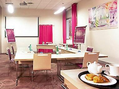 Mercure Lyon Charbonnieres Hotel a Lyon, FR