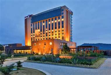 Radisson Blu Hotel Guwahati в Guwahati, IN