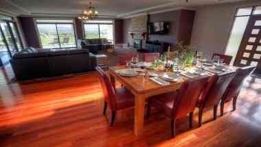 Mason Wines Vineyards & Cellar Door Cafe in Southern Queensland Country, AU