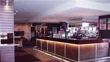 River Arms a North West, AU