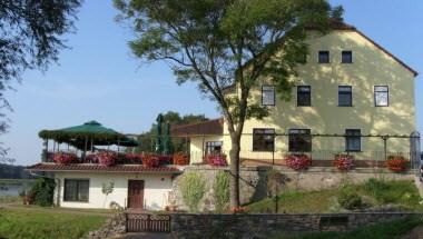 Elbterrassen zu Brambach image