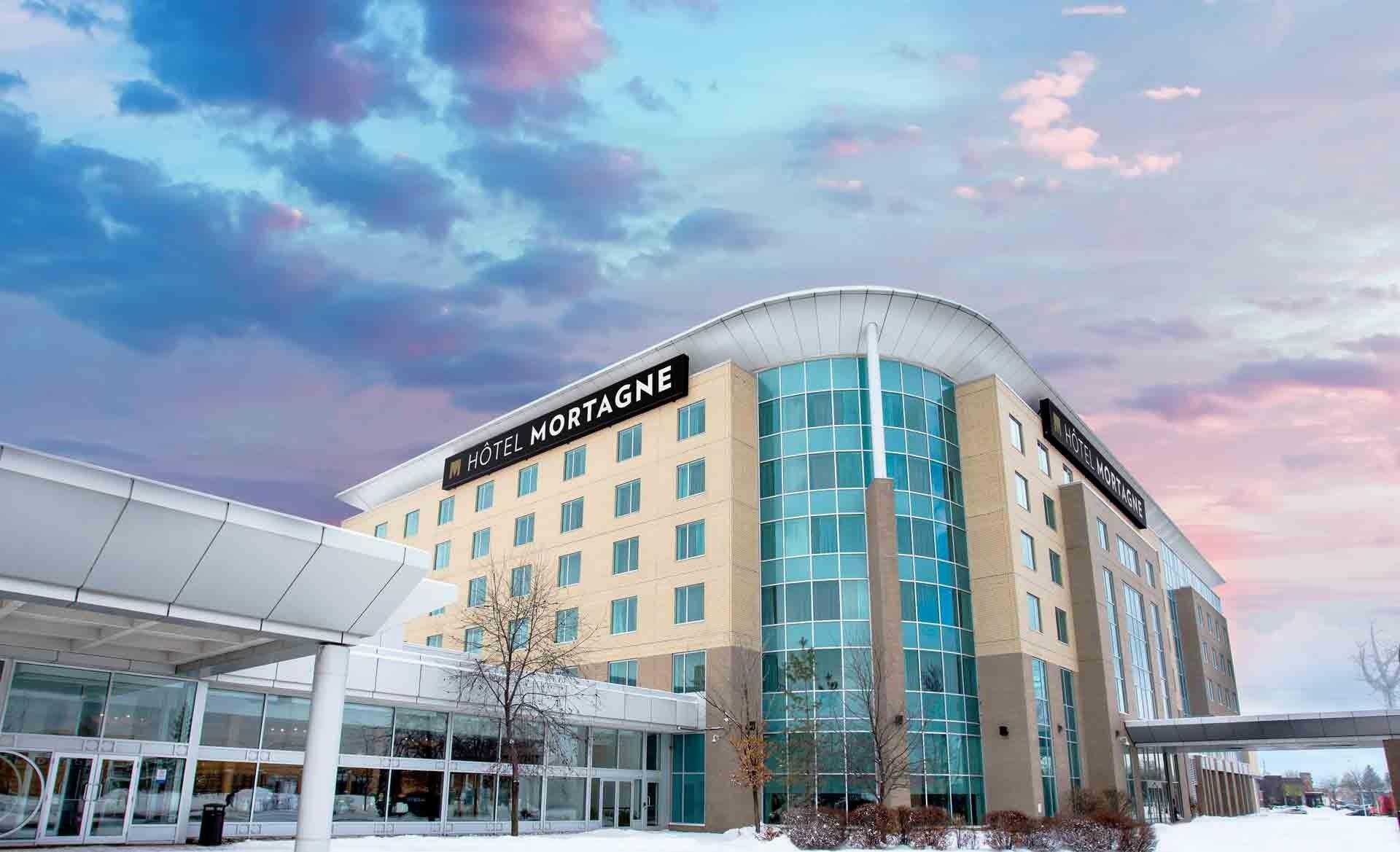 Hotel Mortagne в Boucherville, QC