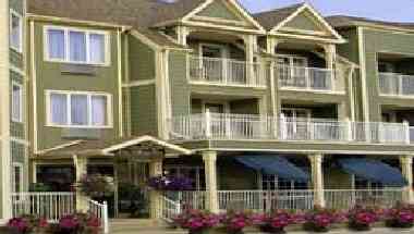 The Village Inn à Lakefield, ON