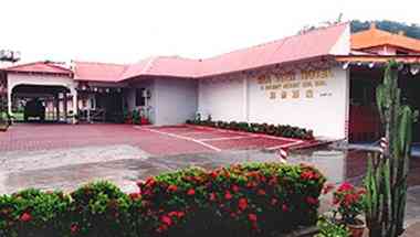 Sea View Hotel & Holiday Resort i Pangkor Island, MY