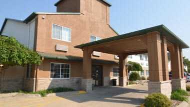 AmericInn by Wyndham Des Moines Airport, Des Moines, IA