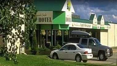 The Grande Cache Hotel в Grande Cache, AB