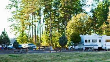 Silver Cove RV Resort in Silver Lake, WA