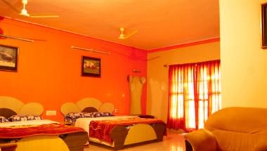 MC Resort в Chamarajnagar, IN