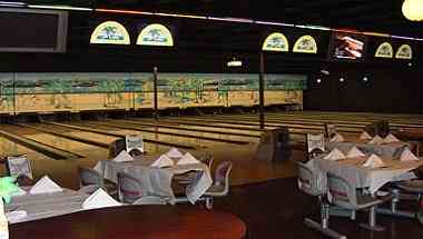 Paradise Island Bowl & Beach в Neville Island, PA