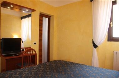 Antica Trattoria Dei Leoni Hotel a Monterotondo, IT