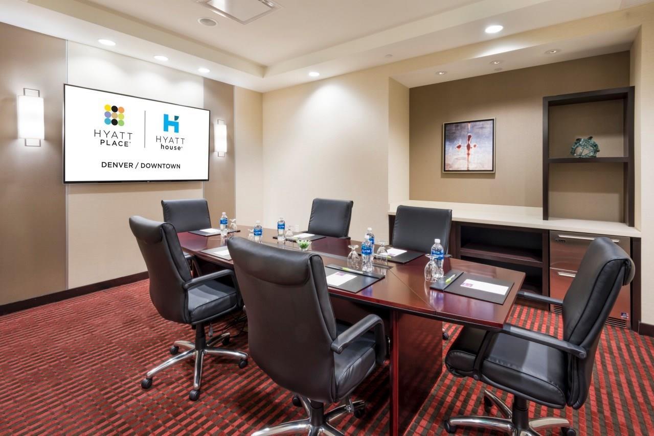 Изображение помещения для встречи