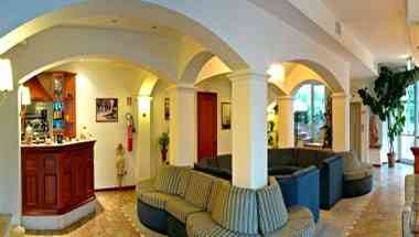 Hotel Trevi a Riccione, IT
