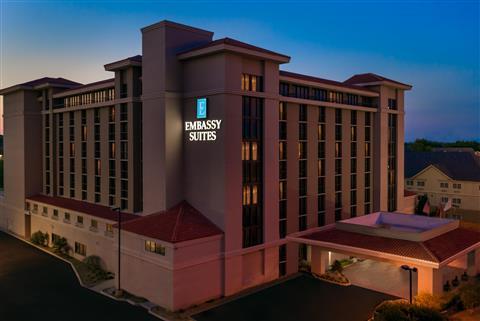 Embassy Suites by Hilton Dallas Park Central Area в Dallas, TX