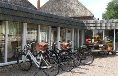 รูปสถานที่จัดงาน