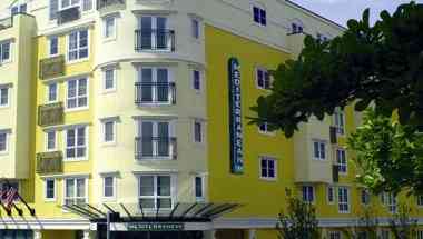 The Mediterranean Inn в Seattle, WA