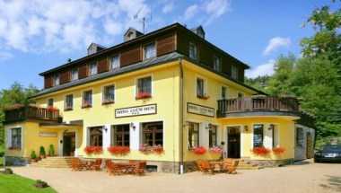 Hotel Lucni Dum in Trutnov, CZ