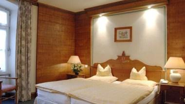 Hotel Chez Jean et Winstub S'Rosestiebel a Saverne, FR