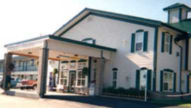 100 Mile House, BC 的 Super 8 by Wyndham 100 Mile House