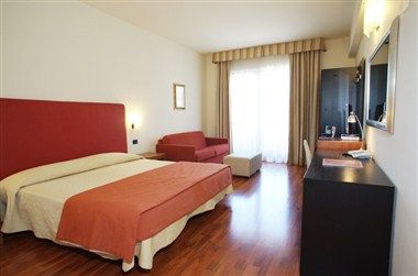 รูปสถานที่จัดงาน