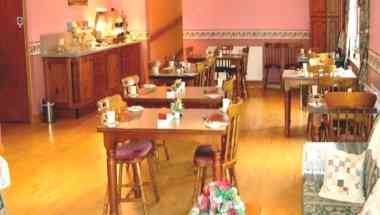 Hillview Lodge, Armagh, GB4