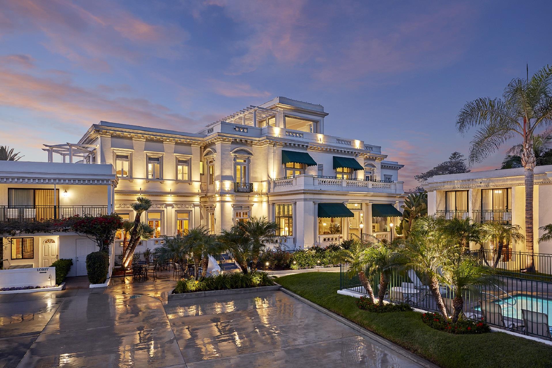 Glorietta Bay Inn image