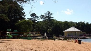 Highland Marina Resort image