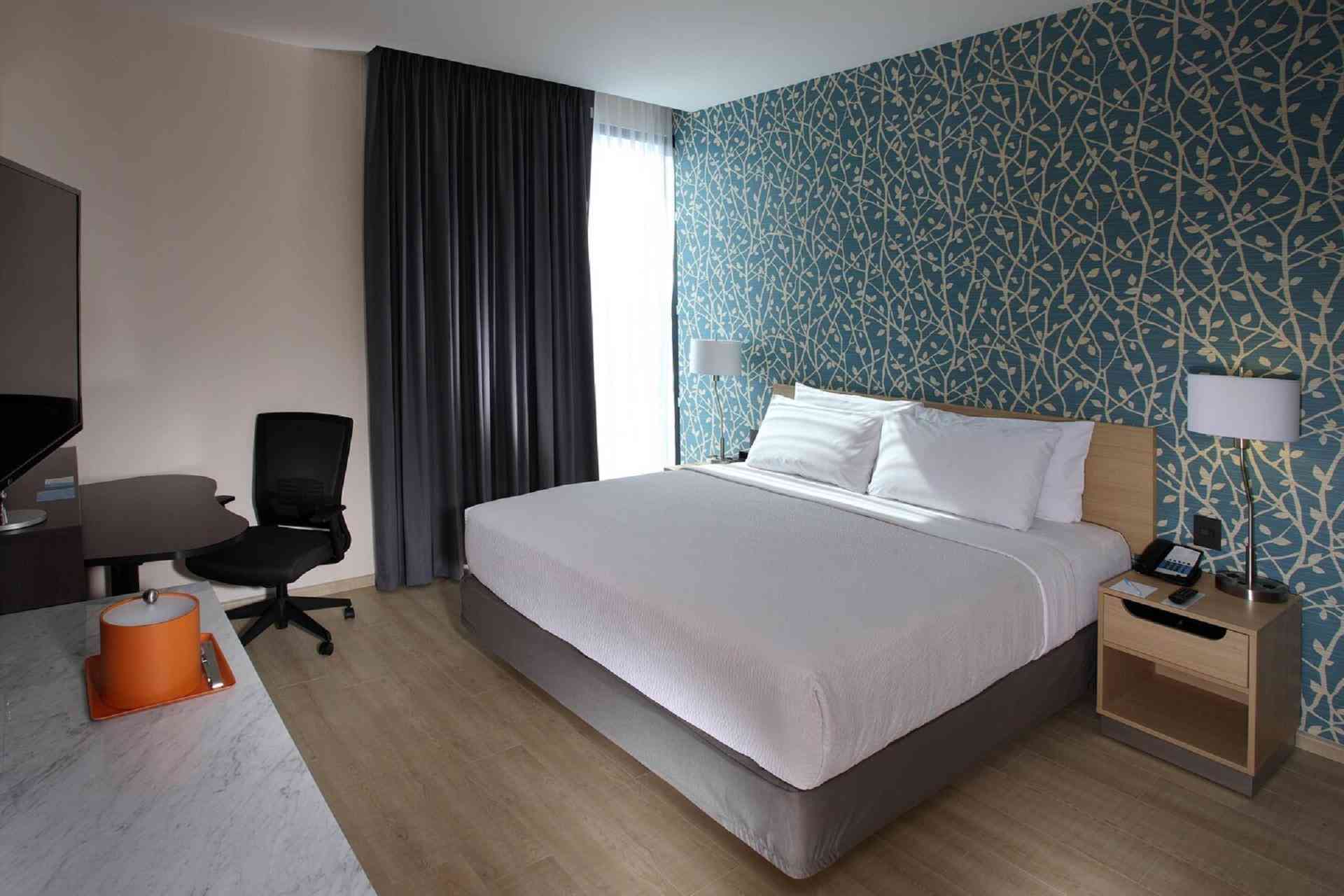 Fairfield by Marriott Inn & Suites Mexico City Vallejo в Mexico City, MX