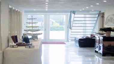 The Waverly House in Ouderkerk an der Amstel, NL