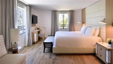 The Hotel Ocean image