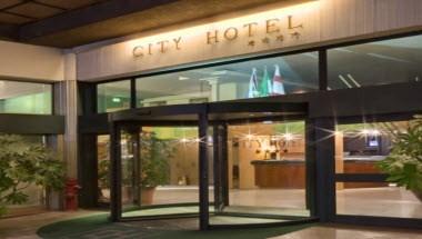 City Hotel Varese image