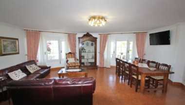 Casa Rural Los Pinos a Logrono, ES