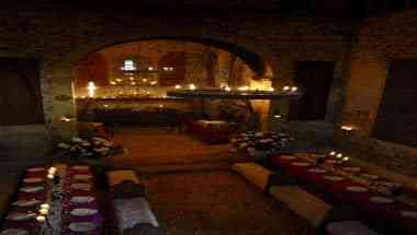 Village of Dode в Gravesend, GB1