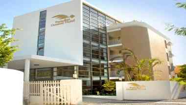 Paradise Oceanic Hotel a Roatan, HN