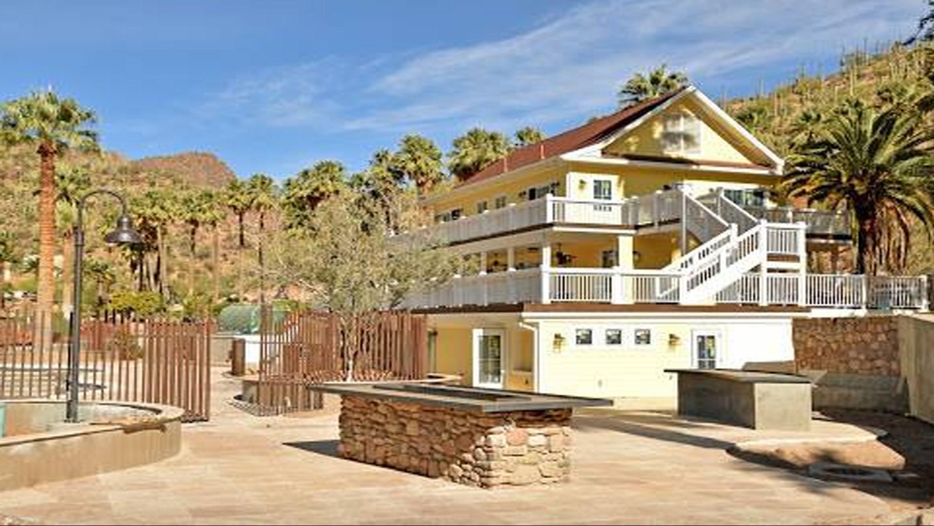 Castle Hot Springs image