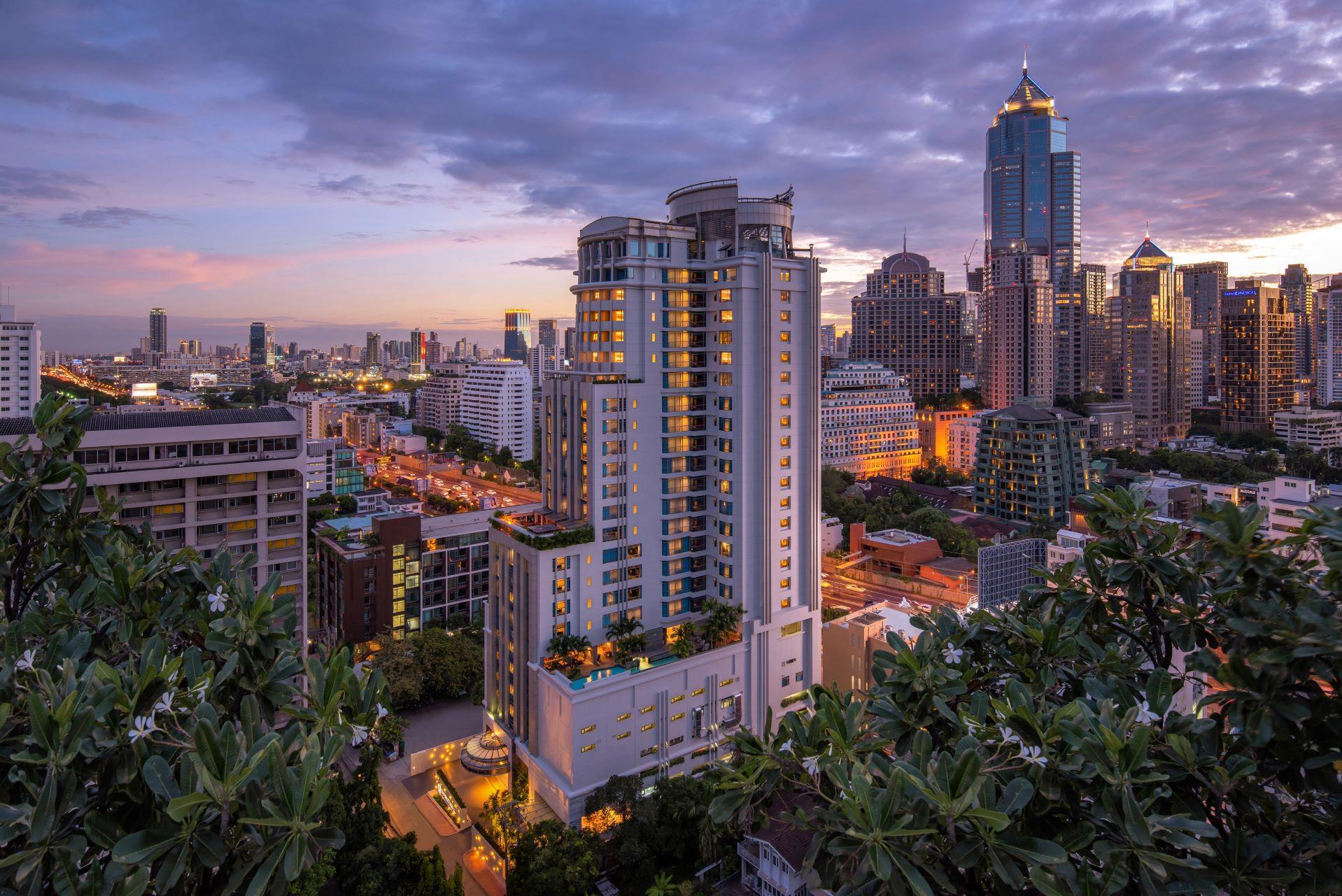 DoubleTree by Hilton Bangkok Ploenchit image