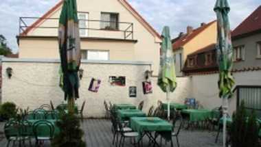 Penzion a Restaurace U Ruze, Sezimovo Usti, CZ