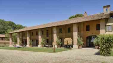 Chateauform La Cascina Erbatici a Mezzana Bigli, IT